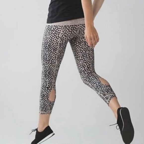 Lululemon Dance Roll Down Ace Spot Grain Wunder Under. - Picture 2 of 9